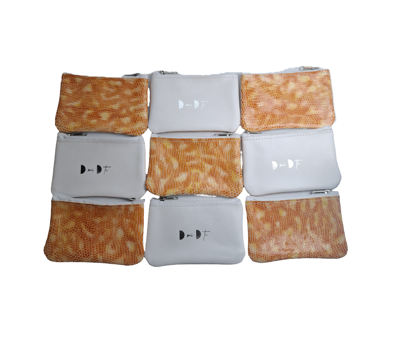 Monedero de piel naranja y blanco