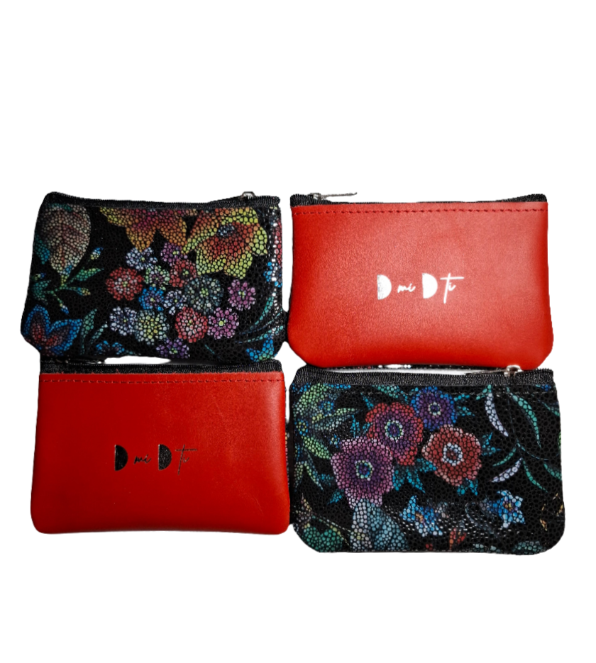 Monedero de piel flores brillo sobre rojo