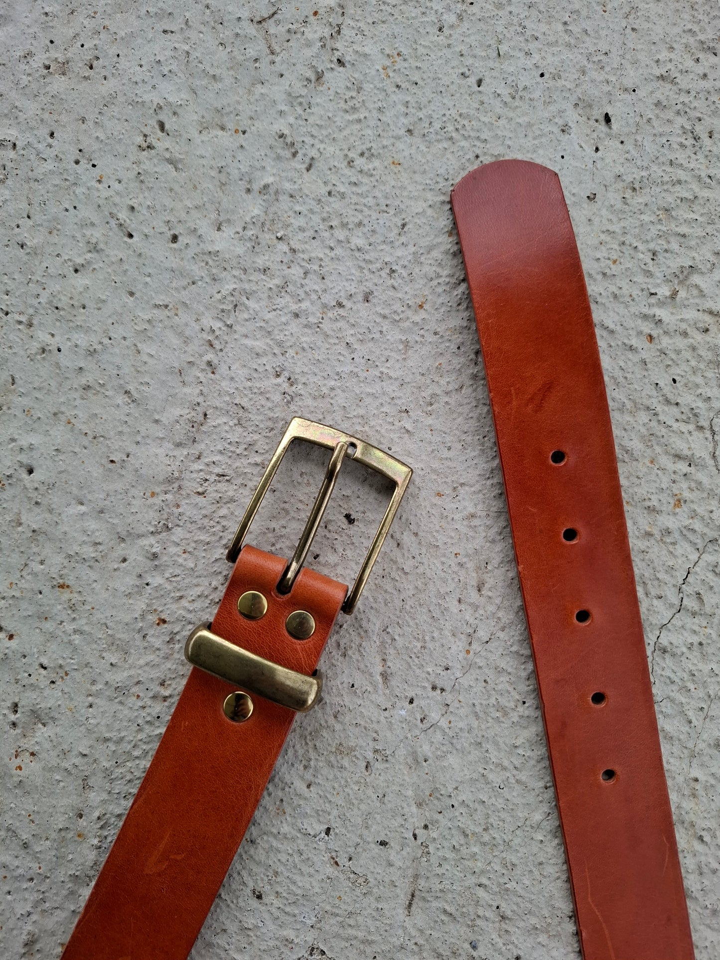 Cinturón de piel camel 3cm hebilla oro viejo