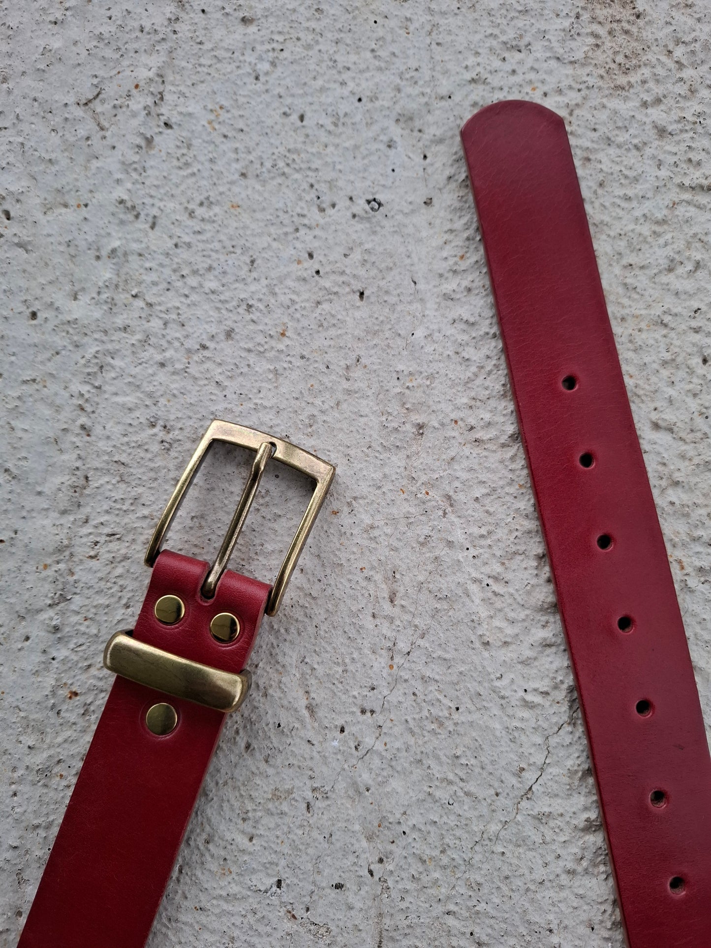 Cinturón de piel cereza 3cm hebilla oro viejo