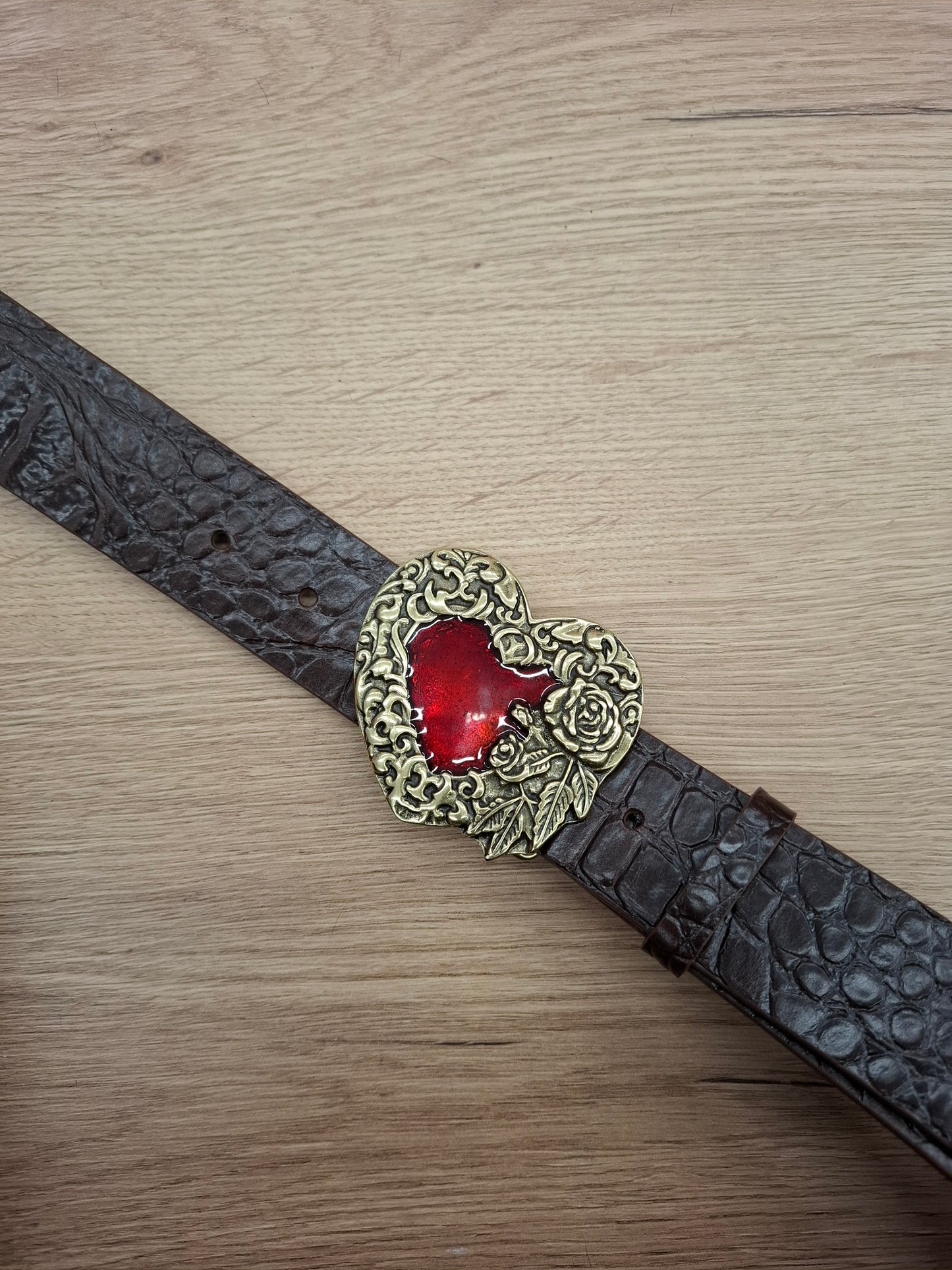 Cinturón de piel 4cm hebilla corazón