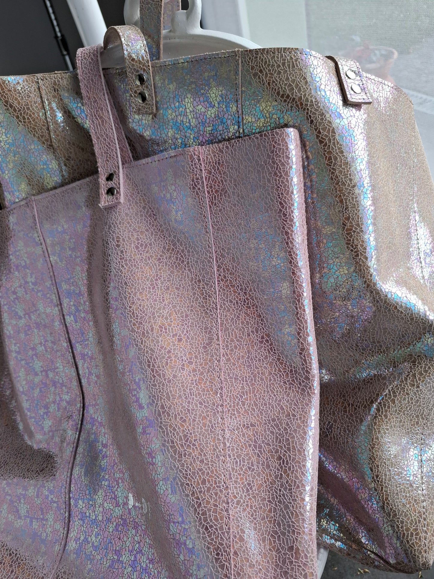 Bolso shopper VEGA XL piel brillante tornasolada rosa