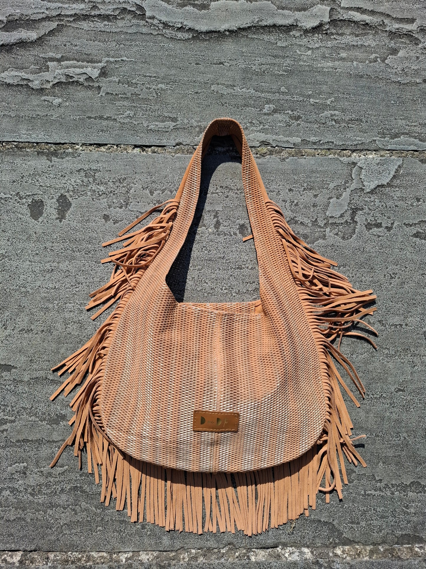 Bolso SOTO serraje flecos estampado red camel