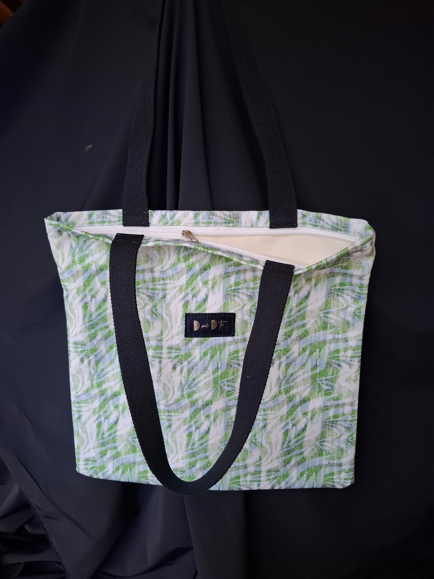 Bolsa IGUÑA estampado azul y verde