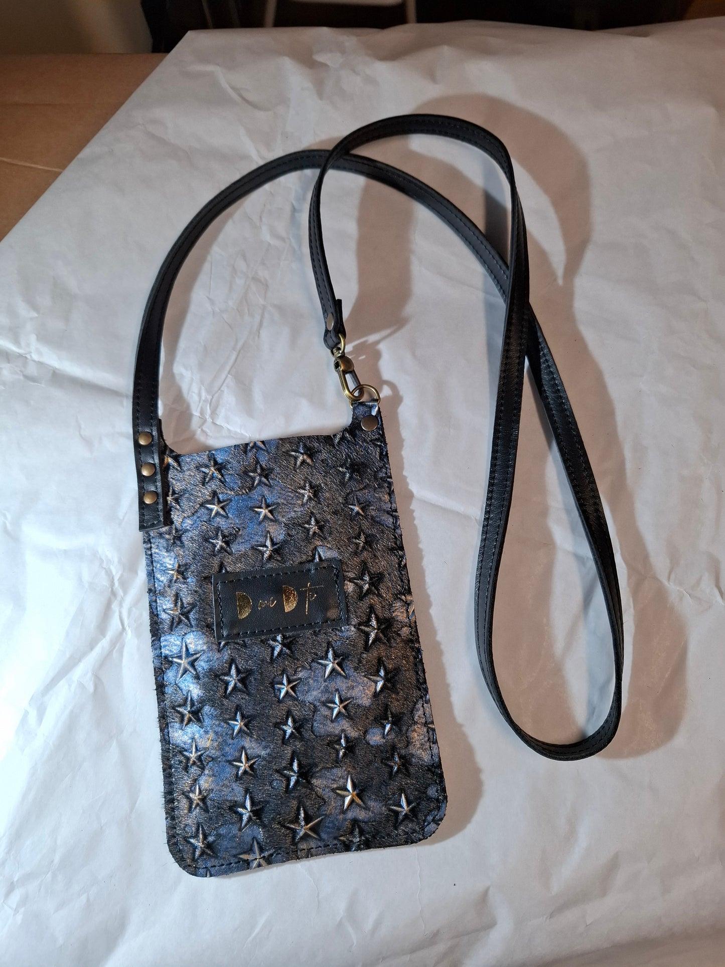 Bolso de móvil de piel estrellas