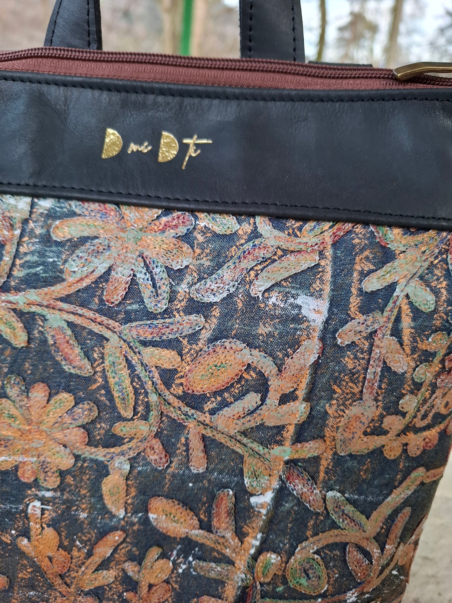Mochila antirrobo TERRA CHÁ piel negra y denim efecto óxido