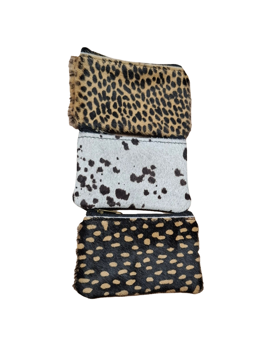 Monedero de piel con pelo animal print