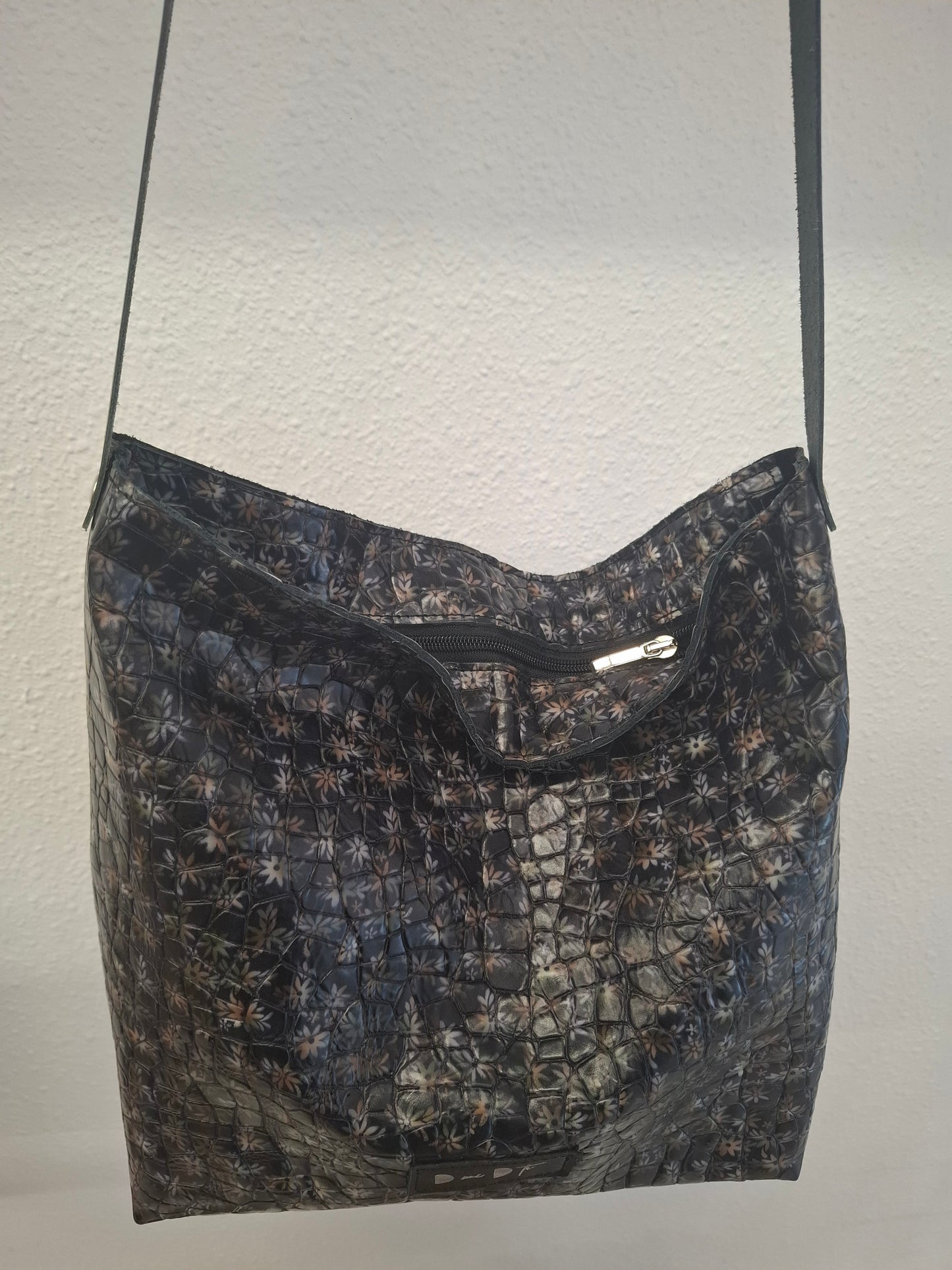 Bolso IGUÑA piel coco flores