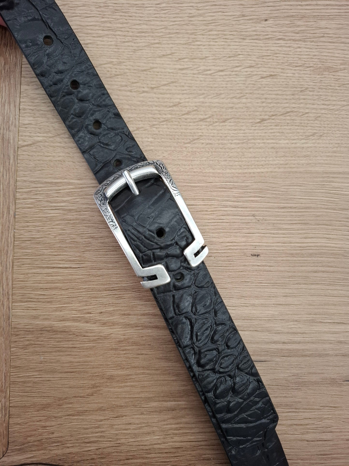 Cinturón de piel negro coco 3cm hebilla plata vieja patillas