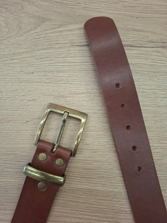 Cinturón hombre de piel marrón 4cm hebilla oro viejo cuadrada
