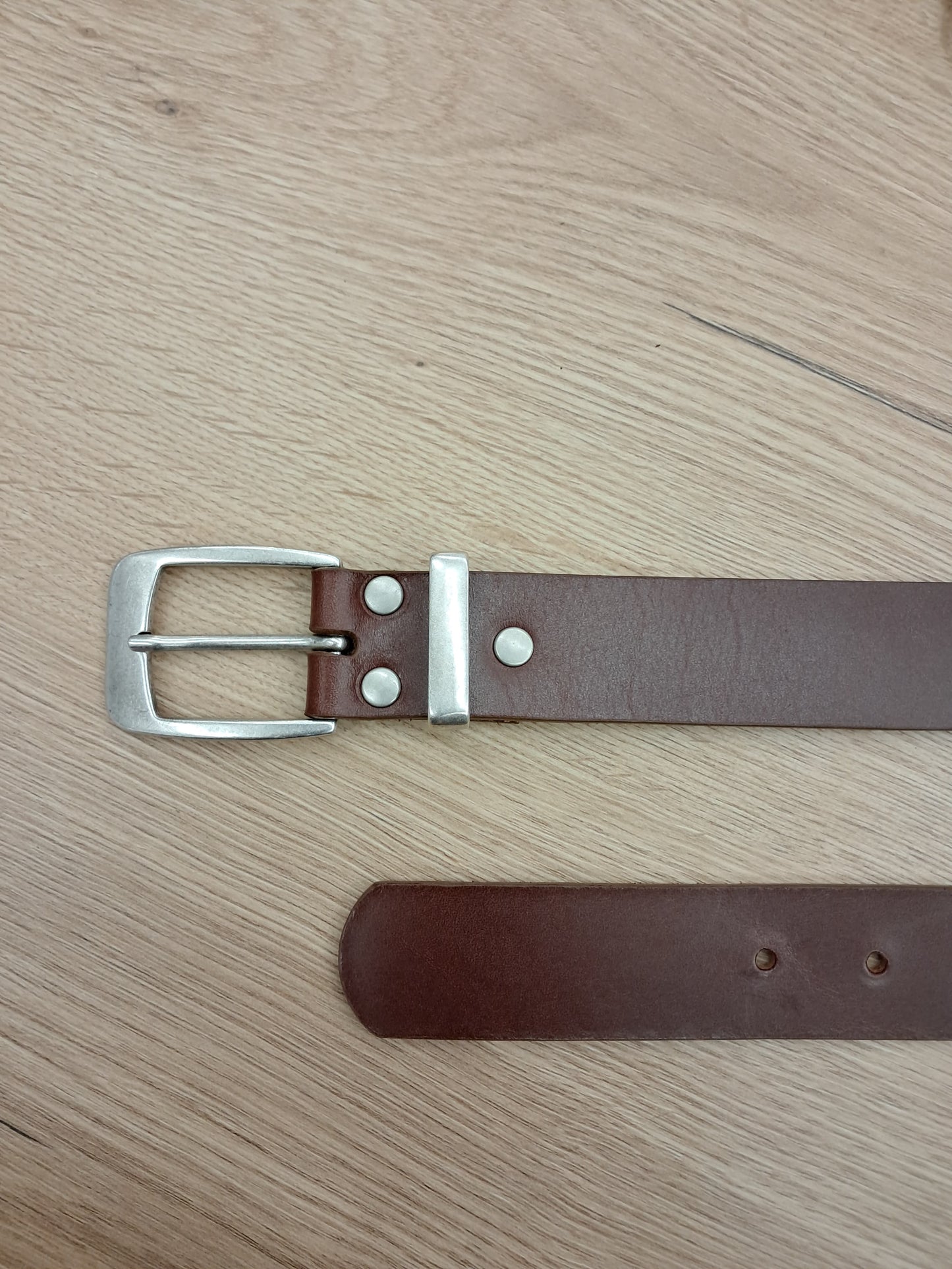 Cinturón hombre de piel marrón coñac 3,5cm hebilla plata vieja