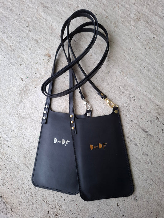 Bolso de móvil de piel negro