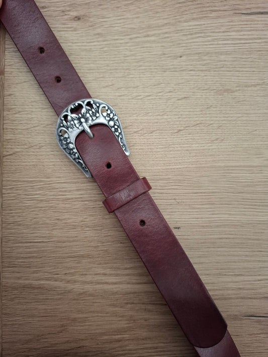 Cinturón de piel berenjena 3cm hebilla lazo plata vieja