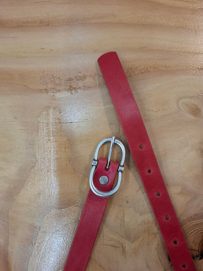 Cinturón de piel rosa 2cm hebilla ocho plata vieja