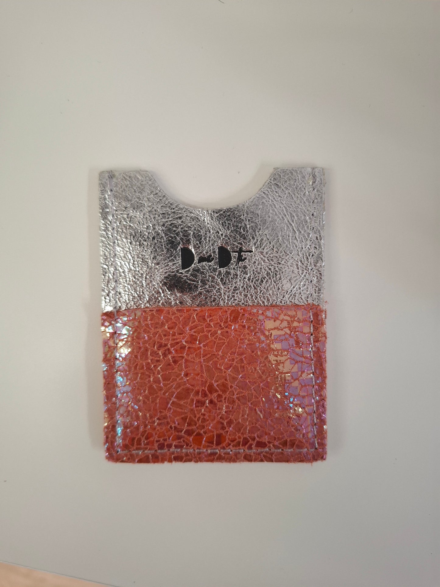 Tarjetero piel tornasolado