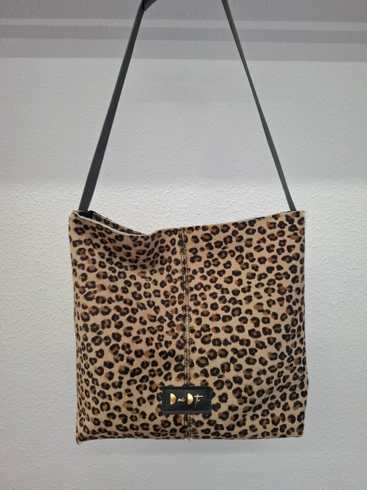 Bolso IGUÑA piel con pelo leopardo
