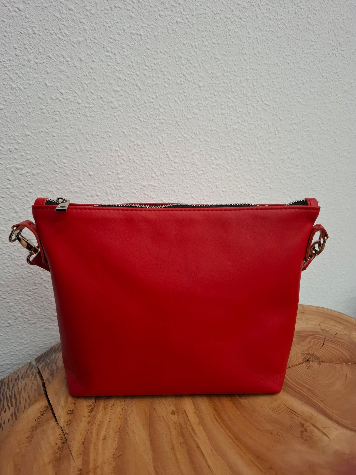 Bolso bandolera YERA piel rojo puntos relieve