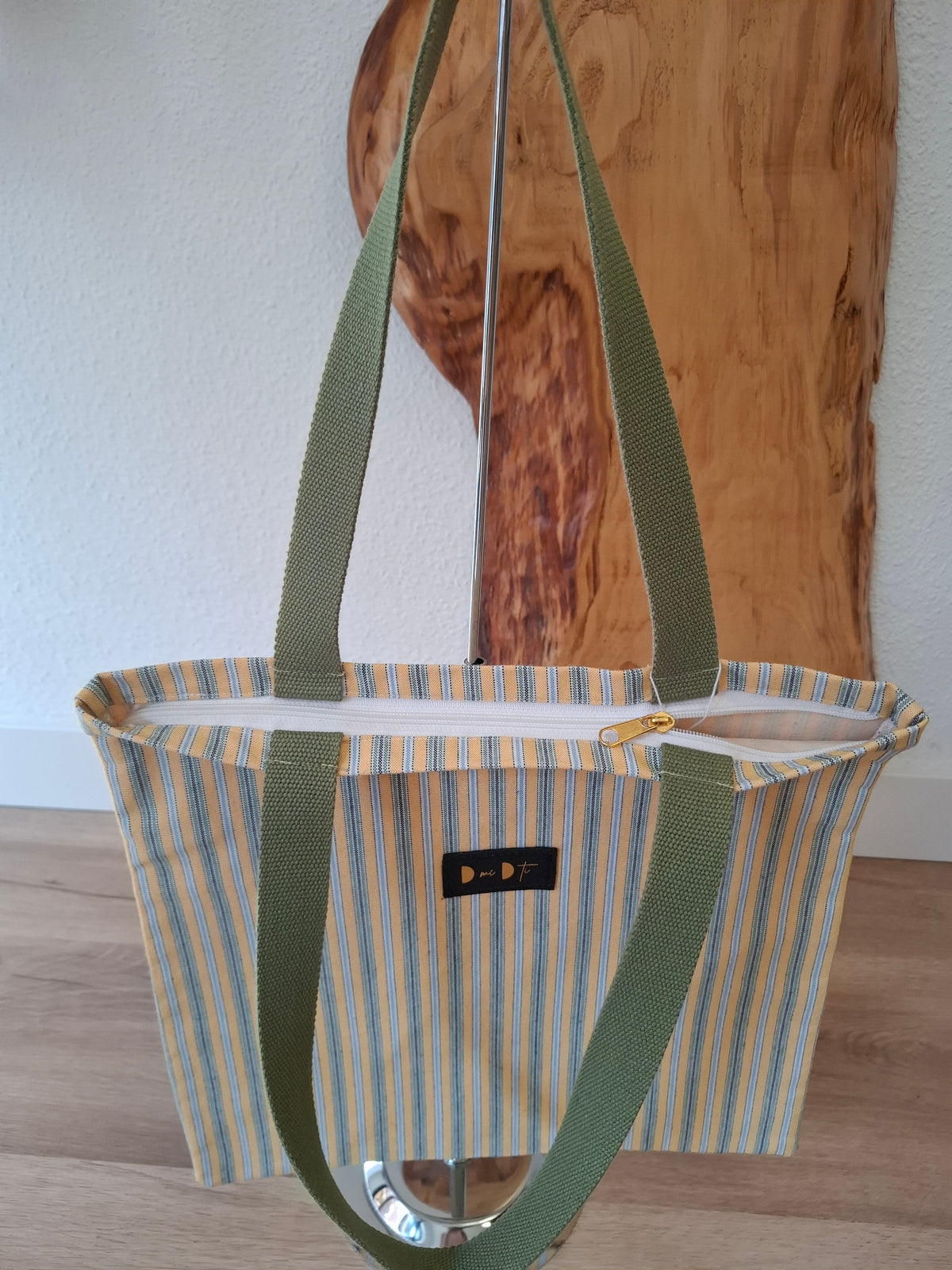 Bolsa IGUÑA rayas amarillo y verde