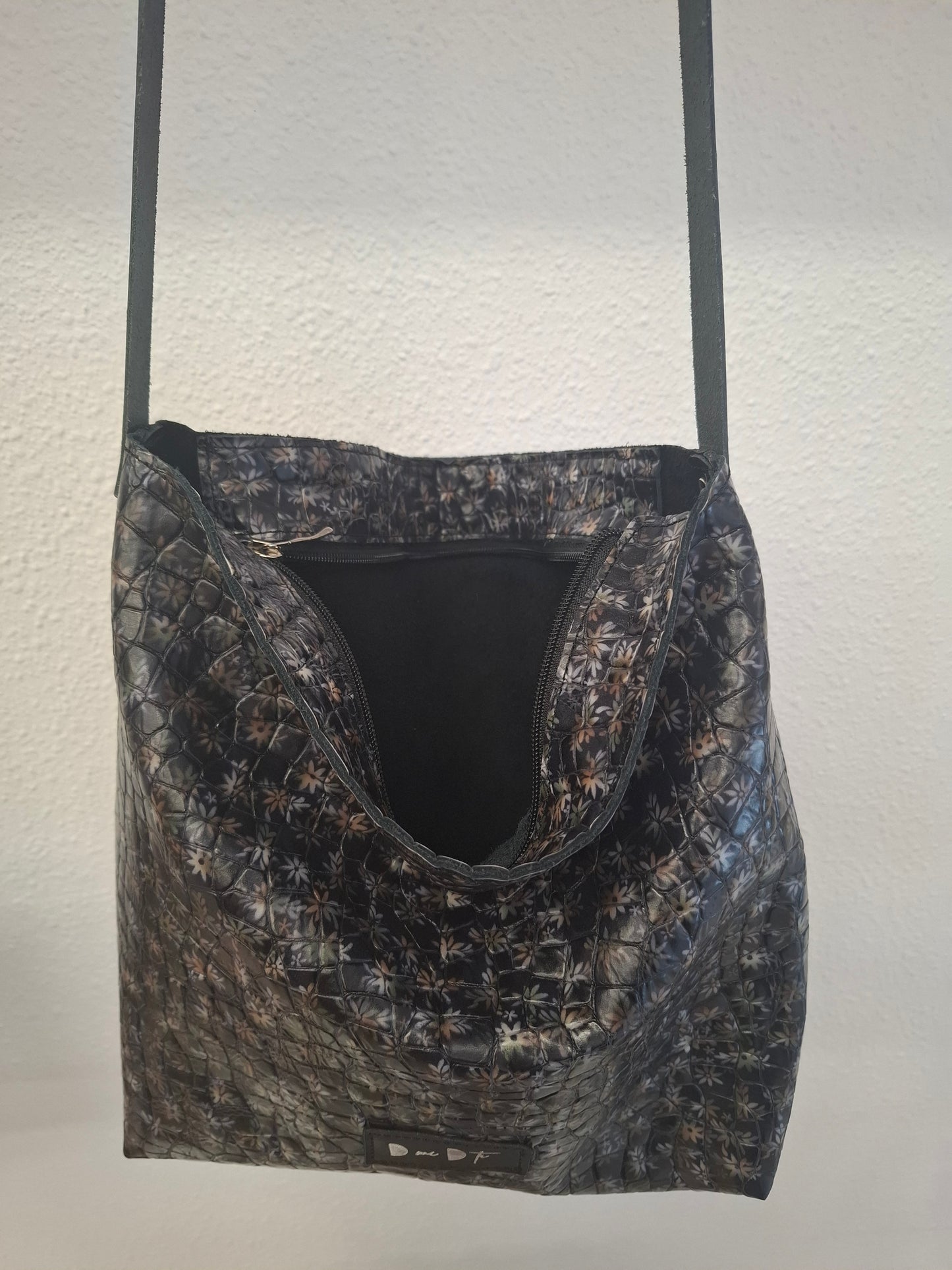 Bolso IGUÑA piel coco flores