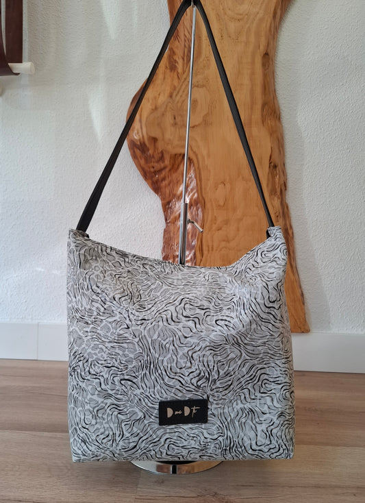 Bolso IGUÑA piel negro y gris reflejos plateados
