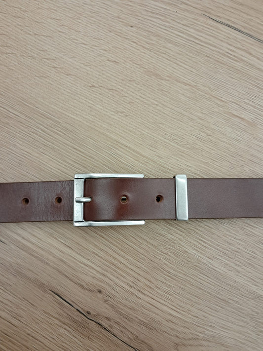 Cinturón hombre de piel marrón coñac 3cm hebilla plata vieja
