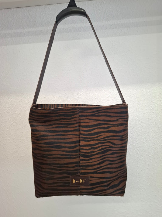 Bolso IGUÑA piel con pelo cebra marrón