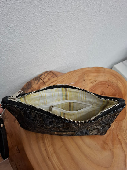 Bolso de mano DOBRA piel serpiente negro, azul y beige