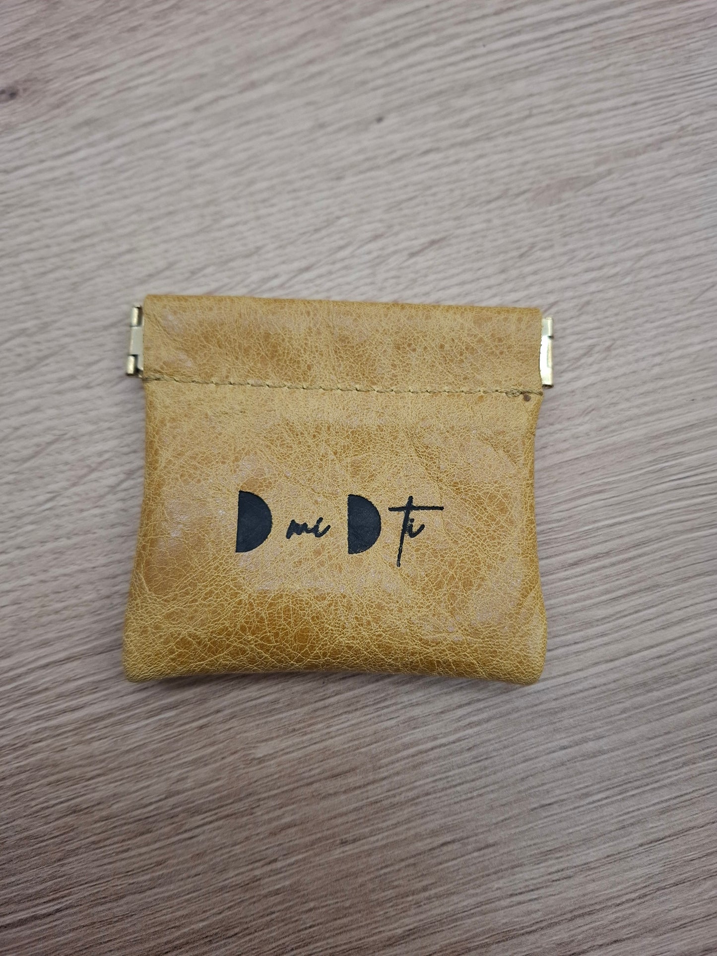 Monedero fleje piel amarillo envejecido