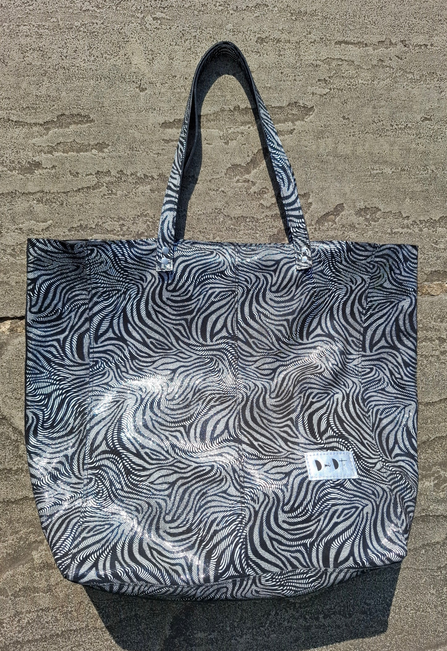 Bolso shopper VEGA XL piel cebra plata y negro