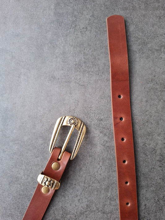 Cinturón de piel marrón 2cm hebilla oro viejo