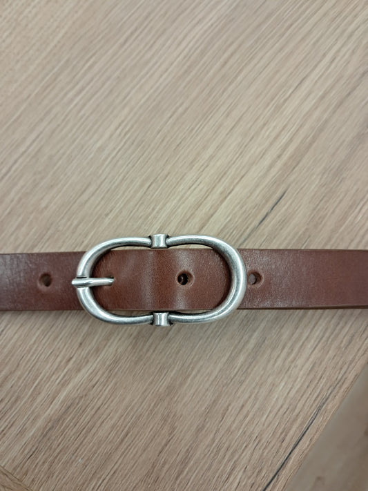 Cinturón de piel marrón 2cm hebilla ocho plata vieja