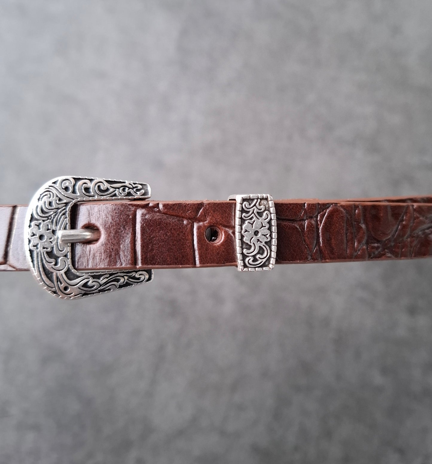 Cinturón de piel marrón coco 1,5cm hebilla plata vieja