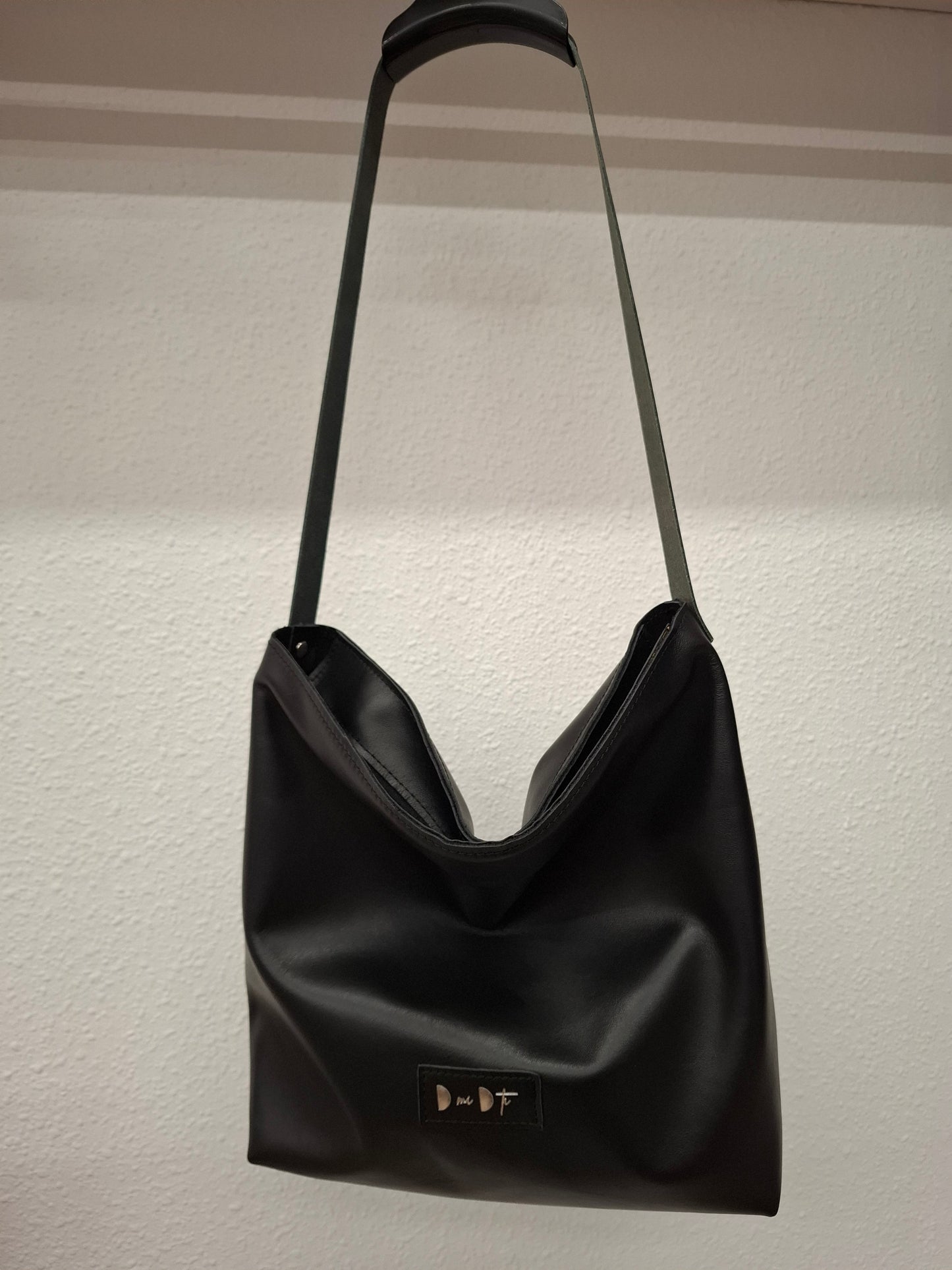 Bolso IGUÑA piel negro