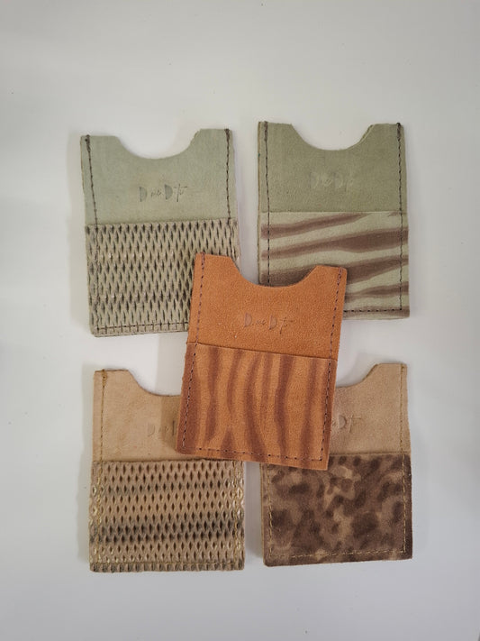 Tarjetero piel serraje