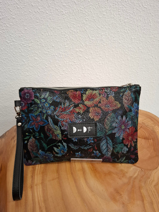 Bolso de mano DOBRA piel flores brillo negro