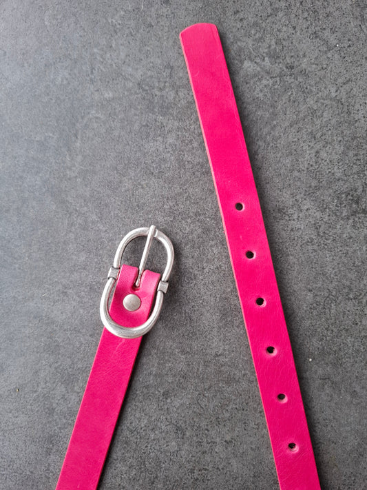 Cinturón de piel rosa 2cm hebilla ocho plata vieja