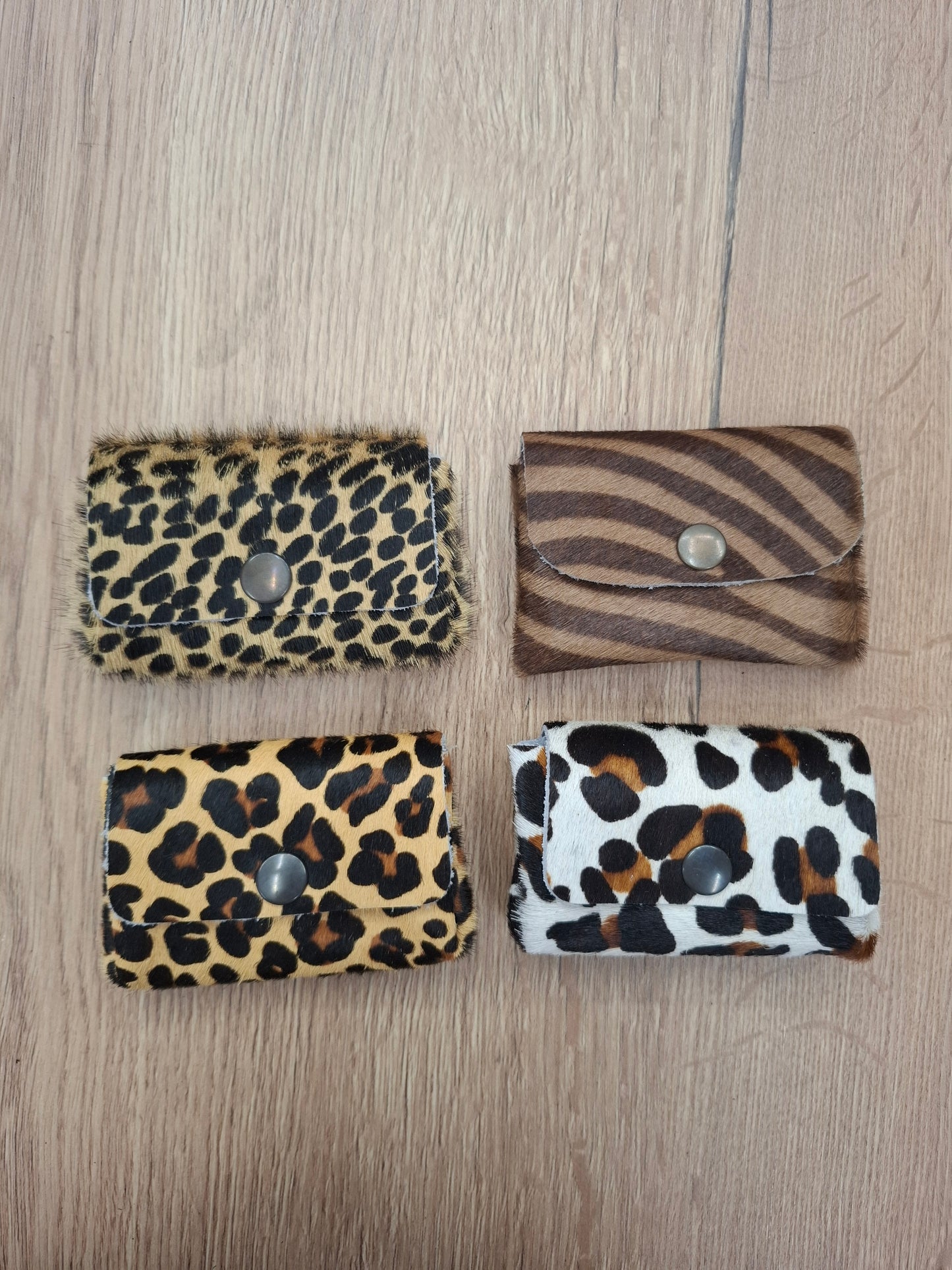 Monedero doble corchete piel con pelo animal print