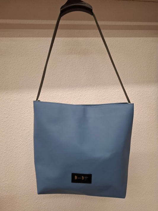 Bolso IGUÑA piel azul